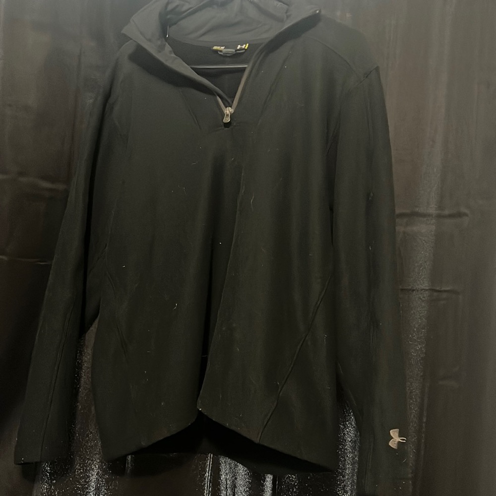 men’s black half zip